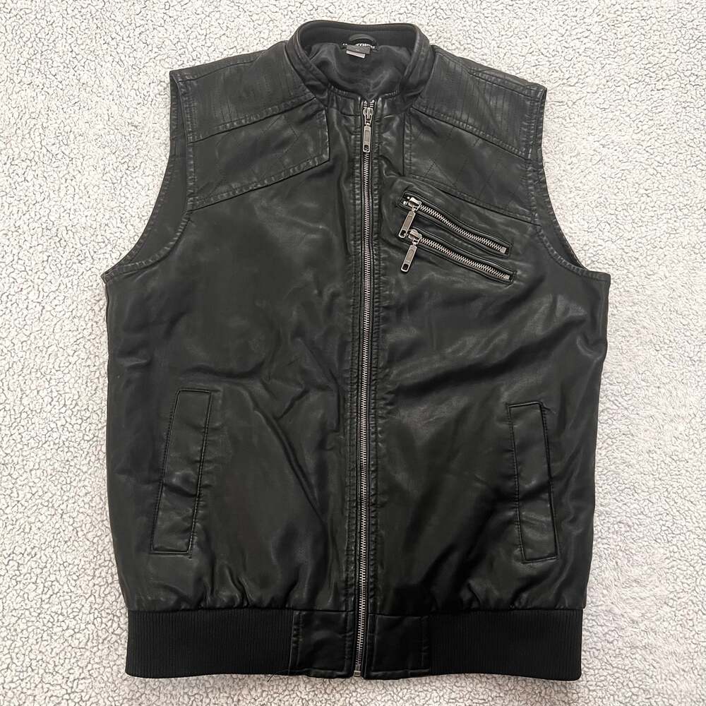 Hot Topic Men's Black Faux Leather Moto Vest with Quilted Shoulders Size Medium